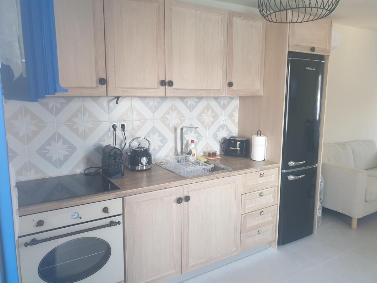 Porphyra Studio Chalki Town Extérieur photo