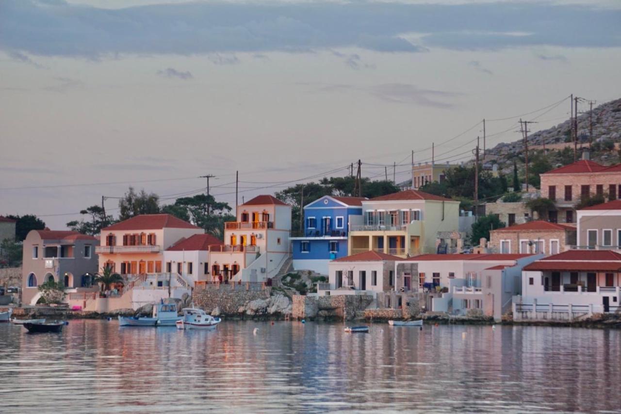 Porphyra Studio Chalki Town Extérieur photo